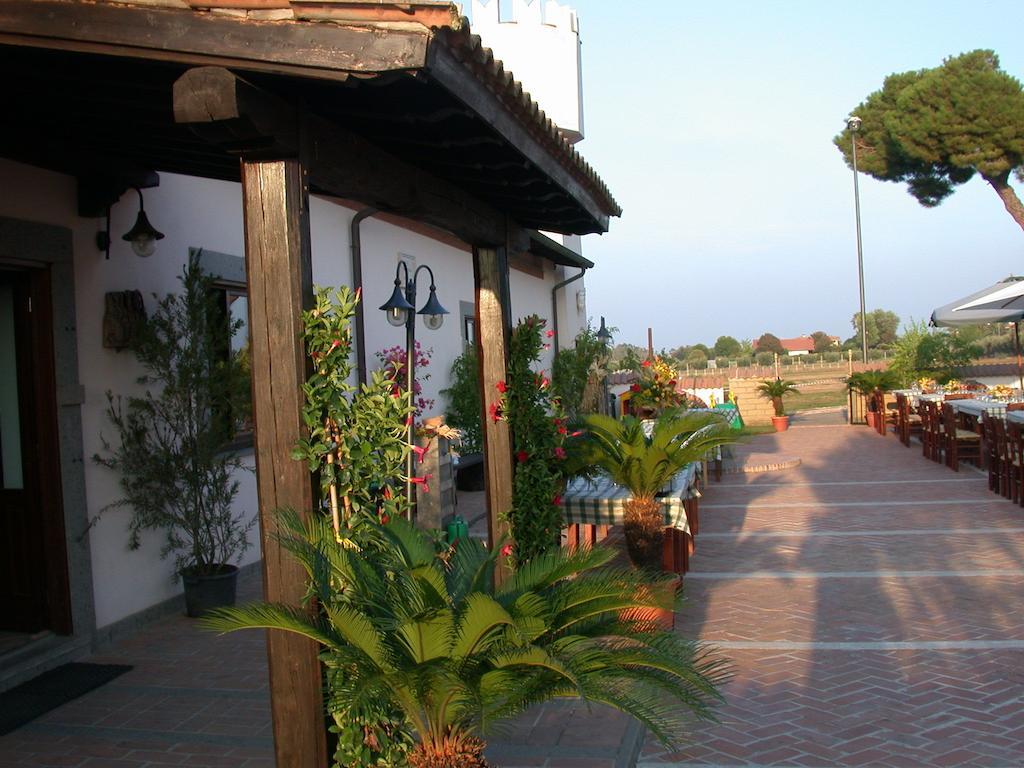 Agriturismo Torre Cristina Aprilia Extérieur photo